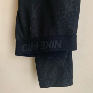Nike Pro athletic leggings